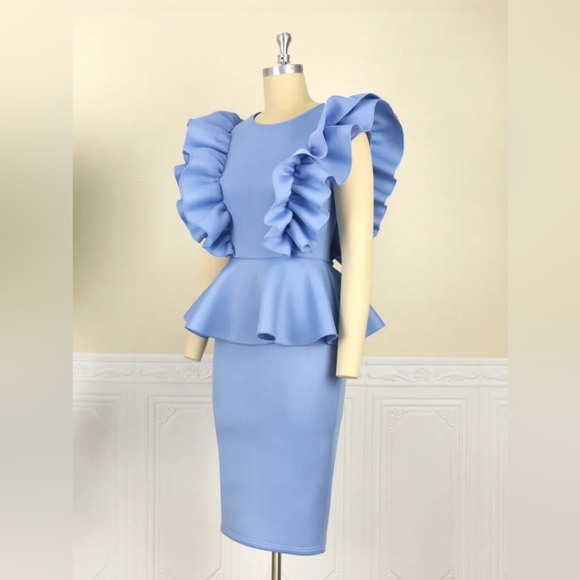 Ruffles Sleeve Dress - Picture 2 of 3